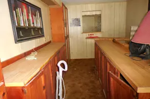 628 Austin St W, Matagorda, TX 77457 - Photo 9