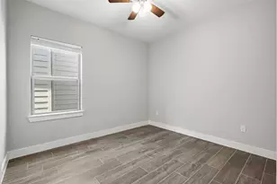 4704 Hershe St, Houston, TX 77020 - Photo 17