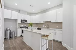 4704 Hershe St, Houston, TX 77020 - Photo 11