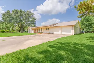 3304 Bruce Hall Rd, Santa Fe, TX 77510 - Photo 3