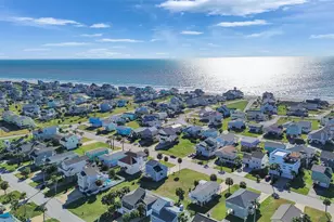 13618 Pirates Beach Blvd, Galveston, TX 77554 - Photo 47