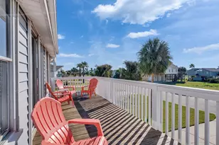 13618 Pirates Beach Blvd, Galveston, TX 77554 - Photo 35