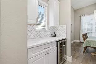 720 Mayhill Ridge Ln, League City, TX 77573 - Photo 9