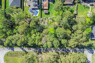 1811 Black Bear Dr, Crosby, TX 77532 - Photo 11