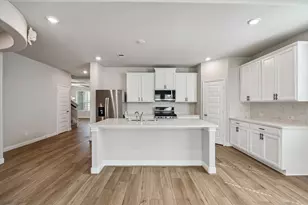 906 Barstow Dr, Rosharon, TX 77583 - Photo 7