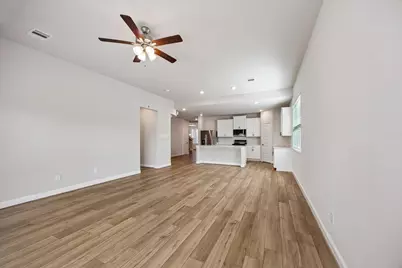 906 Barstow Drive, Rosharon, TX 77583 - Photo 11