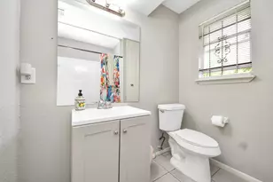 7450 Lakewood Dr, Houston, TX 77016 - Photo 17