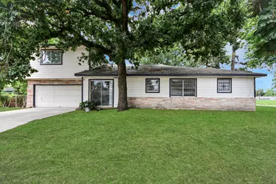 7450 Lakewood Drive, Houston, TX 77016 - Photo 1