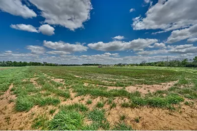 000 Bartlett Road, Sealy, TX 77474 - Photo 13