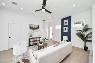 860 Rachel St, Houston, TX 77091 - Photo 5