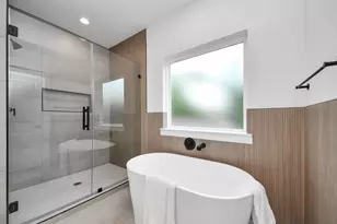 860 Rachel St, Houston, TX 77091 - Photo 33