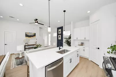 860 Rachel Street #D, Houston, TX 77091 - Photo 11