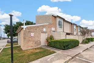 2110 Wilcrest Dr, Houston, TX 77042 - Photo 3