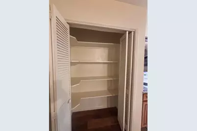 2110 Wilcrest Drive #123, Houston, TX 77042 - Photo 7