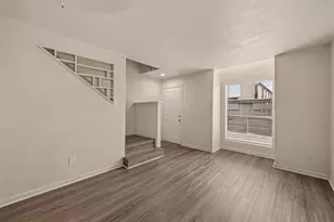 2110 Wilcrest Dr, Houston, TX 77042 - Photo 21