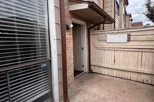 2110 Wilcrest Dr, Houston, TX 77042 - Photo 3