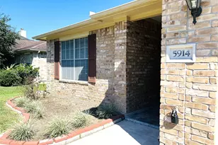 5914 Dream Ct, Houston, TX 77085 - Photo 5