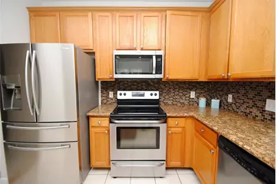 10519 Village Lake Drive, Missouri City, TX 77459 - Photo 17