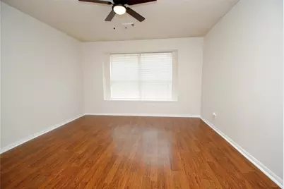10519 Village Lake Drive, Missouri City, TX 77459 - Photo 31