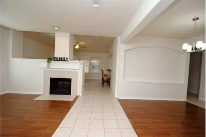 10519 Village Lake Drive, Missouri City, TX 77459 - Photo 11