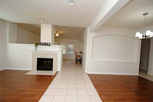 10519 Village Lake Dr, Missouri City, TX 77459 - Photo 11
