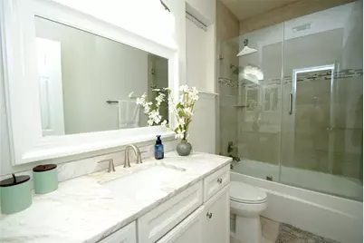 10519 Village Lake Drive, Missouri City, TX 77459 - Photo 35
