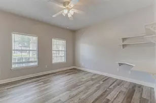 8411 Syms St, Fulshear, TX 77441 - Photo 19