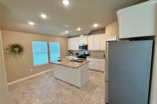 62 Nelson Ct, Jones Creek, TX 77541 - Photo 5
