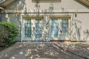 15102 Treaty Oaks St, Houston, TX 77053 - Photo 13