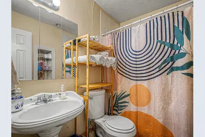 15102 Treaty Oaks Street, Houston, TX 77053 - Photo 11