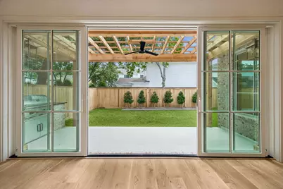 6634 Wakeforest Avenue, West University Place, TX 77005 - Photo 13