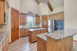 3145 Rolling Ridge Ln, Brenham, TX 77833 - Photo 9