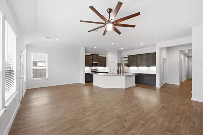 11210 Youngquist Drive, Mont Belvieu, TX 77535 - Photo 3