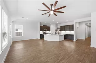 11210 Youngquist Dr, Mont Belvieu, TX 77535 - Photo 3