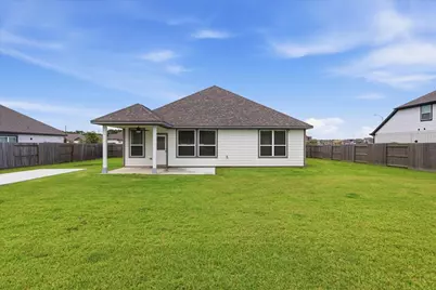 11210 Youngquist Drive, Mont Belvieu, TX 77535 - Photo 31