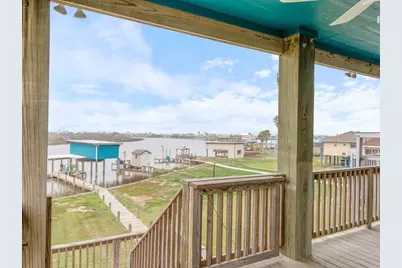 1390 County Road 201, Sargent, TX 77414 - Photo 35