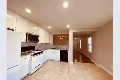 29206 Legends Valley Drive, Spring, TX 77386 - Photo 9