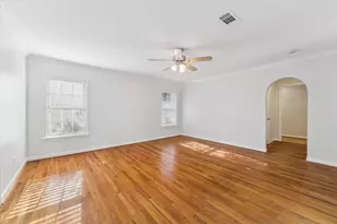 1063 W 43rd St, Houston, TX 77018 - Photo 7