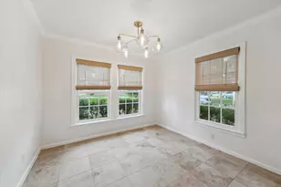 1063 W 43rd St, Houston, TX 77018 - Photo 5