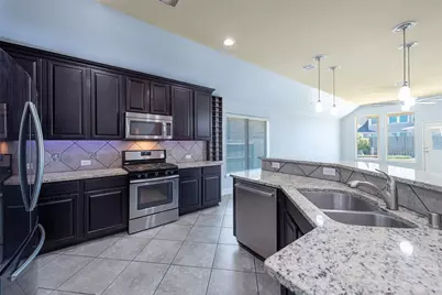 1908 Rushing Meadow Lane, Pearland, TX 77089 - Photo 9