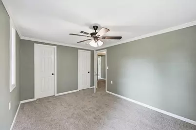 985 Hwy 12 E, Orange, TX 77632 - Photo 11