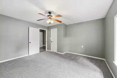 985 Hwy 12 E, Orange, TX 77632 - Photo 19
