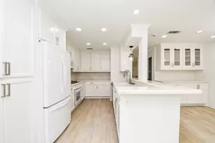 6114 Kirby Dr, Houston, TX 77005 - Photo 15