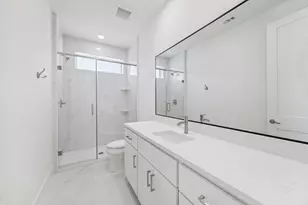 1321 Alexander St, Houston, TX 77008 - Photo 23