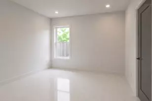 417 Armstrong St, Houston, TX 77029 - Photo 9