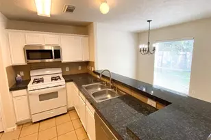 3643 Windmill Village Dr, Houston, TX 77082 - Photo 5