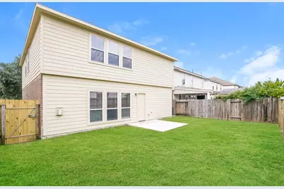 14815 Hillside Woods Court, Houston, TX 77049 - Photo 15