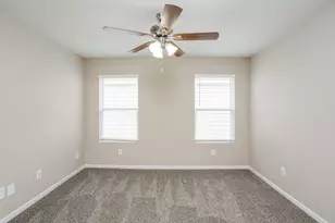 14815 Hillside Woods Ct, Houston, TX 77049 - Photo 13