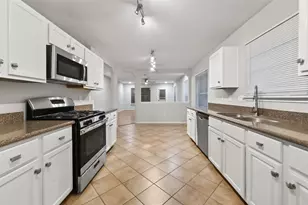 21907 Willow Downs Dr, Tomball, TX 77375 - Photo 11