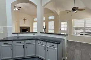 11158 Riverbank Ridge Ln, Houston, TX 77089 - Photo 7